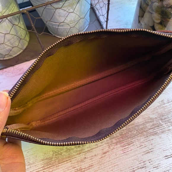 ‼️SOLD‼️ AUTHENTIC Pochette Accesoires 🤎 - Picture 3 of 10